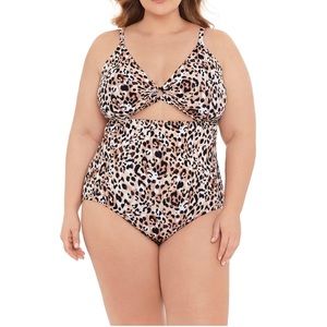 Time and Tru Ring Cut Out One Piece Swimsuit / Cheetah print / 2x (20-22)